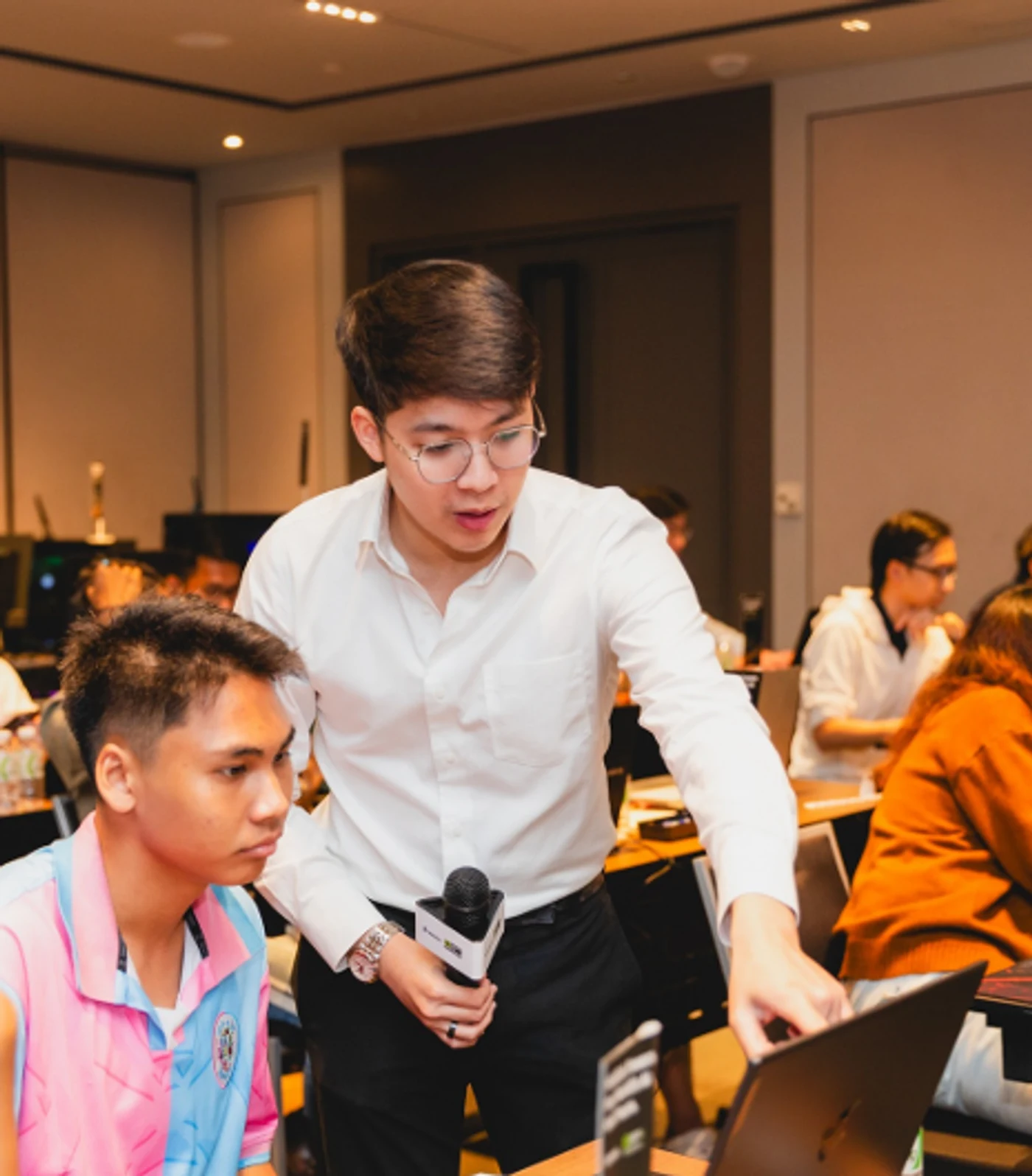 ทีมที่ปรึกษา ZenityX